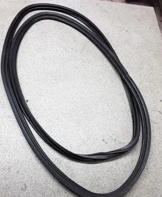 Trunk rubber seal (body)