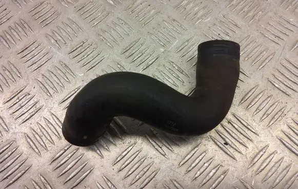 BMW X1 F48 F49 Engine coolant pipe/hose 7617368