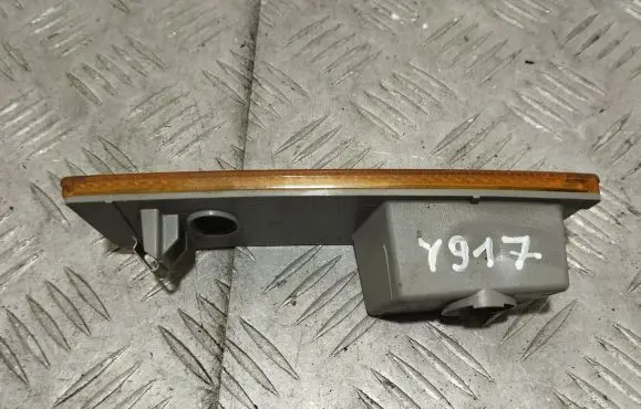 Dodge Challenger Front bumper turn signal LC22114AA