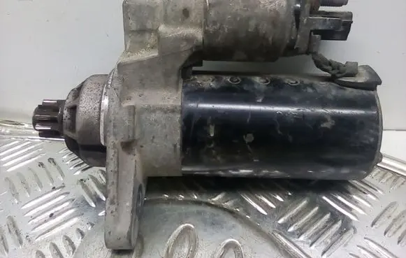 Volkswagen Caddy Starter motor 1005831397