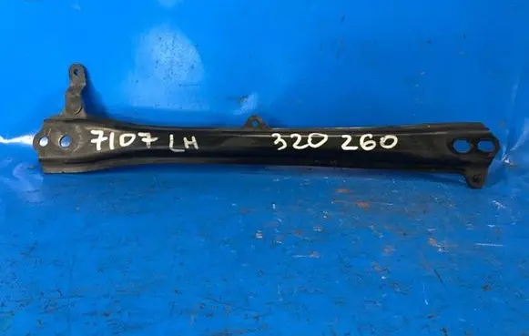 Toyota Prius xw60 Front bumper cross member 5110847020