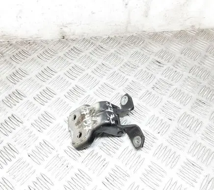 Suzuki Swift I Front door upper hinge 