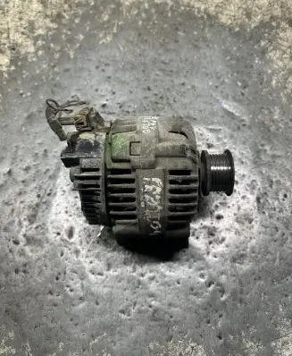 Volkswagen Golf III Generator/alternator