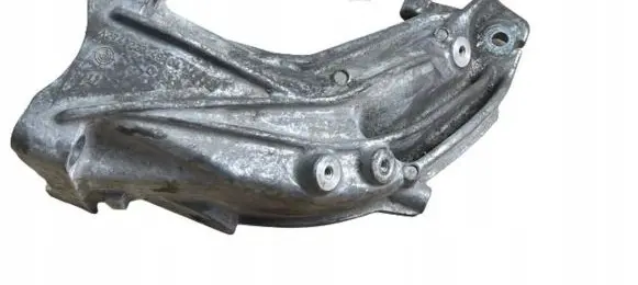 Infiniti Q50 Engine mounting bracket A2742234904