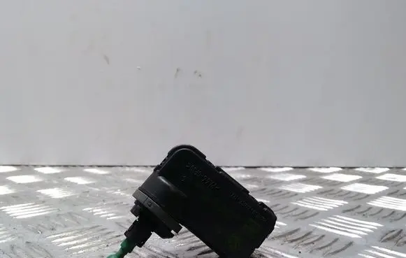 Volkswagen Golf IV Headlight level adjustment motor 1J0941295F