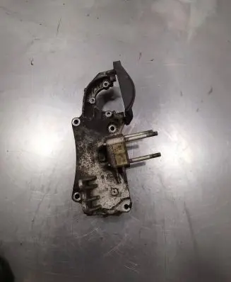 Opel Combo C Engine mounting bracket 55208369
