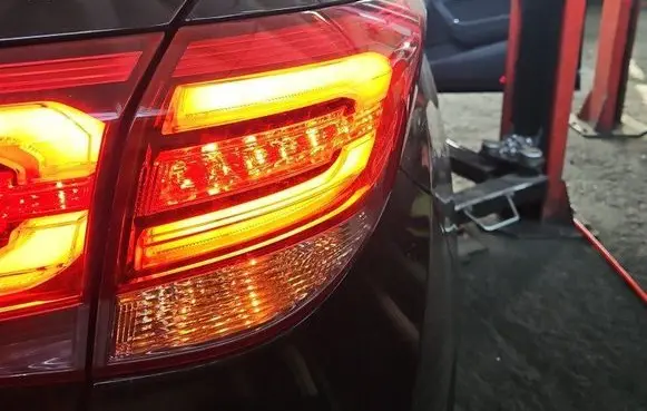 Hyundai i40 Rear/tail lights 92402-3Z5 IMPRK1434893
