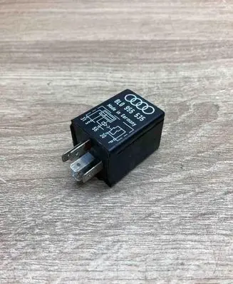 Audi A4 S4 B5 8D Other relay 8L0955535