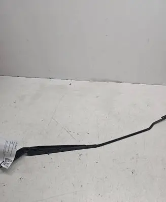 Volkswagen Golf IV Front wiper blade arm 1J1955410A