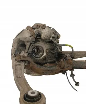 Audi A4 S4 B5 8D Rear wheel hub