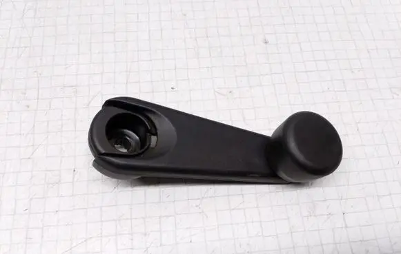 BMW 3 E46 Rear door window winding handle 513281225032