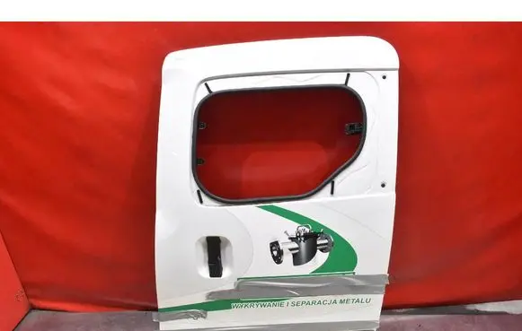 Dacia Dokker Rear door