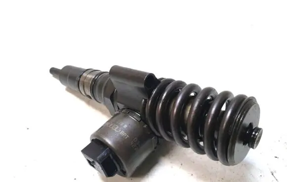 Audi A3 S3 8P Fuel injector 03G130073B