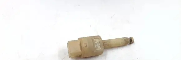 Volkswagen PASSAT B5 Brake pedal sensor switch 4A0945515A