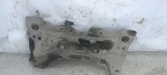 Renault Laguna III Front subframe