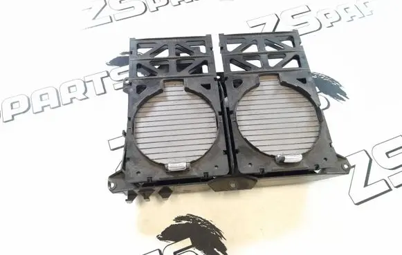Cup holder front