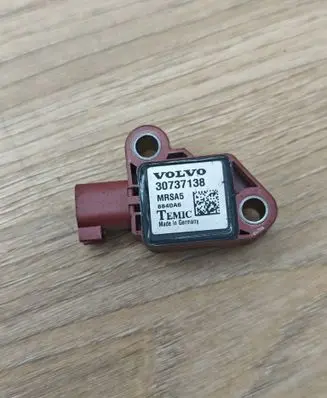 Volvo V70 Airbag deployment crash/impact sensor 30737138 MRSA5