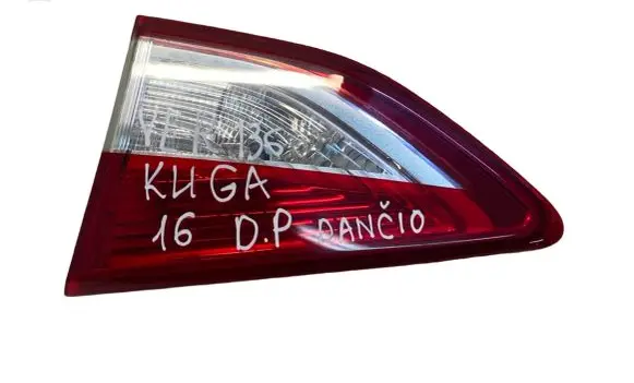 Tailgate rear/tail lights