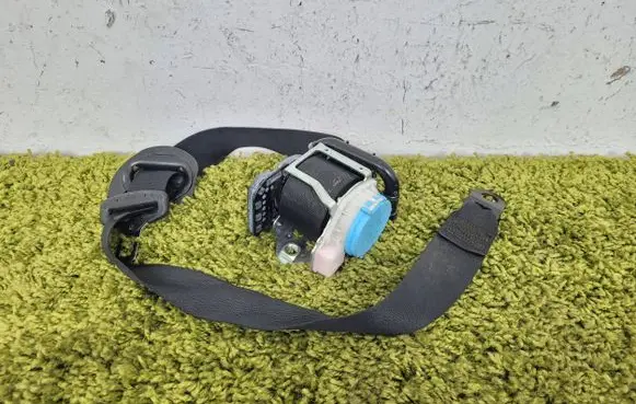 Mercedes-Benz CLA C117 X117 W117 Front seatbelt A1768602185 1768602185 0589P1000220