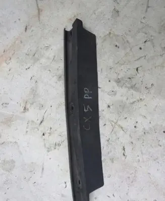 Mazda CX-5 Fender foam support/seal 1111