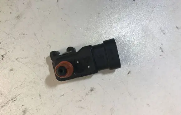 Opel Zafira B Air pressure sensor 16212460