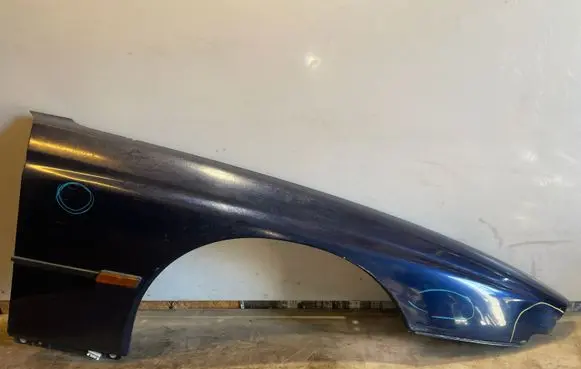 BMW 8 E31 Fender 6R0145652