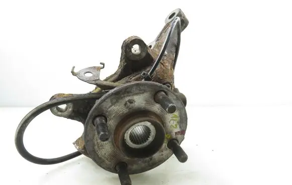 Toyota Yaris Front wheel hub spindle knuckle 