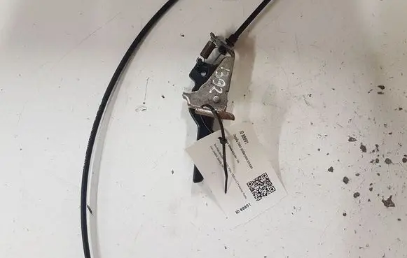 Nissan Almera N16 Fuel cap flap release cable