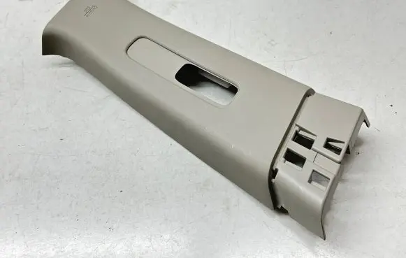 (B) pillar trim (top)