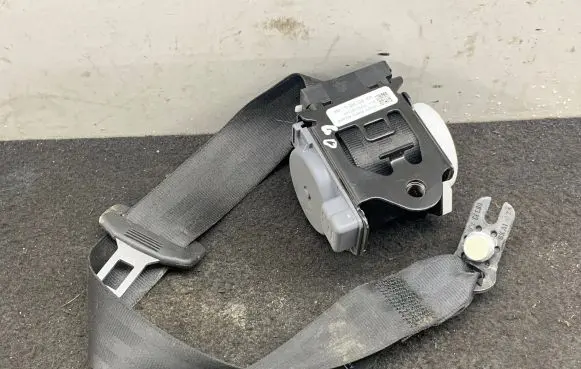 Audi A6 S6 C7 4G Rear seatbelt 4G8857805G TK92110714U