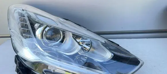 Ford Kuga II Headlights/headlamps set 980609298000