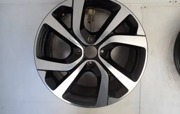 Citroen C3 R17 alloy rim 9835862077