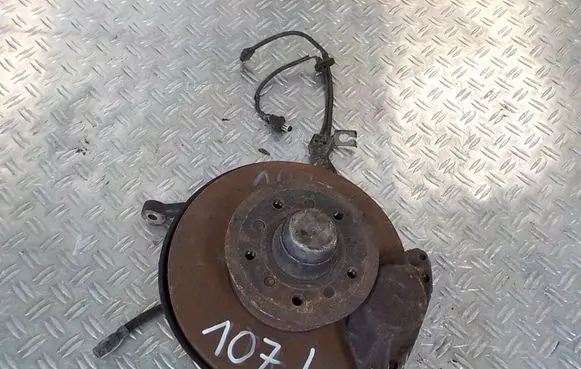 Mercedes-Benz SL R107 Front wheel hub spindle knuckle