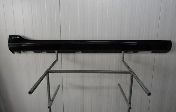 Front sill (body part)