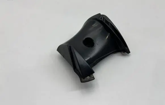 BMW Z4 E85 E86 Seat belt trim 7054607