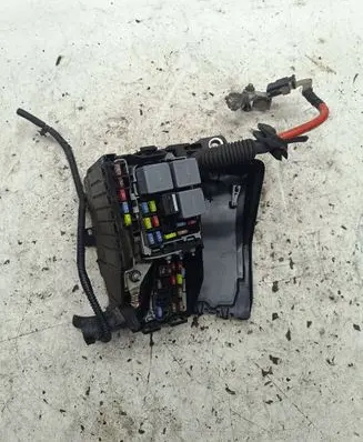 Volvo XC60 Fuse box set 30644652 6G9T14A076L K067B