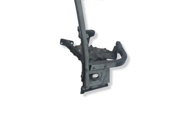 Audi A8 S8 D3 4E Front bumper mounting bracket 4E0821138F