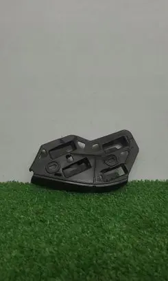Volkswagen Polo IV 9N3 Front bumper mounting bracket 6Q0807184A