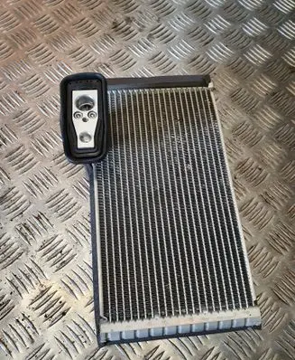 Toyota Prius (XW30) Air conditioning (A/C) radiator (interior) 4475006300 227903B13G4101L 03B13G4101L