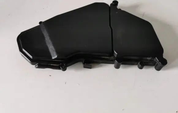 Porsche Cayenne (92A) Fuse box cover 7L0937576
