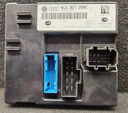 Audi A8 S8 D3 4E Comfort/convenience module 4L0907289C 4L0910289F