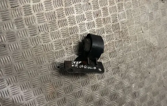 Jeep Grand Cherokee Engine mount bracket
