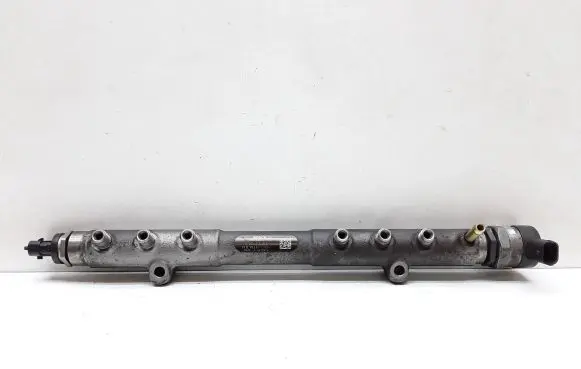 Volvo V70 Fuel main line pipe 0445215023 30777554