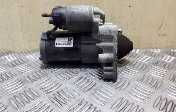 Citroen DS4 Starter motor 9663528880 M000T22471