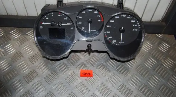 Seat Leon (1P) Speedometer (instrument cluster) 1P0920810E