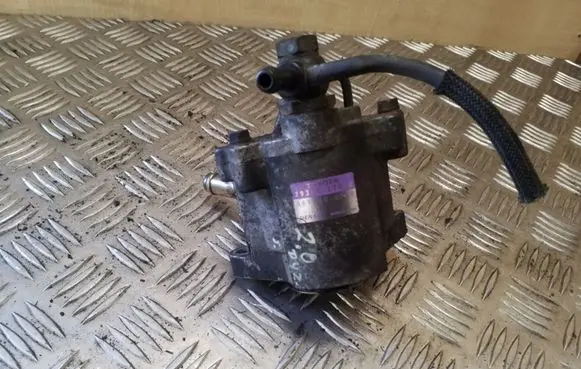Toyota RAV 4 (XA20) Vacuum pump 2930027020 0810002740