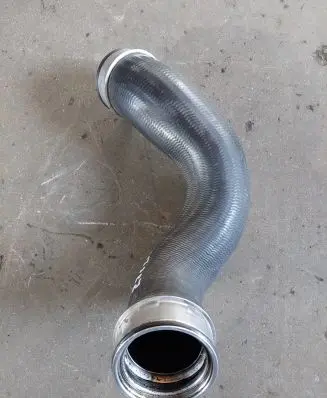 Mercedes-Benz E W211 Intercooler hose/pipe A2115282282 556730D L03036C