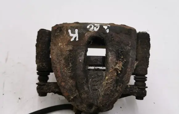 Toyota Corolla Verso AR10 Front brake caliper