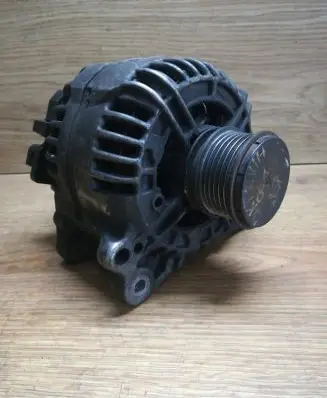 Volkswagen Golf IV Generator/alternator 06F903023F