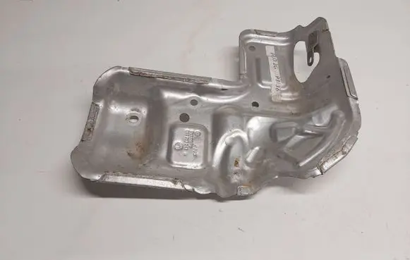 Volkswagen Polo VI Heat shield in engine bay 04C253041H